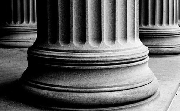 No special treatment: Securities class action stayed by CCAA Court