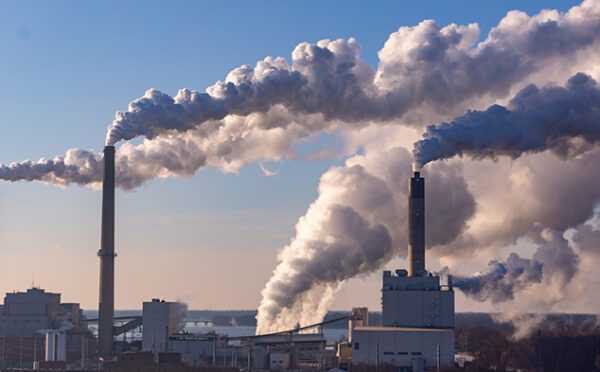 First climate lawsuit against a commercial bank: NGOs take legal action against BNP Paribas for funding fossil-fuel development