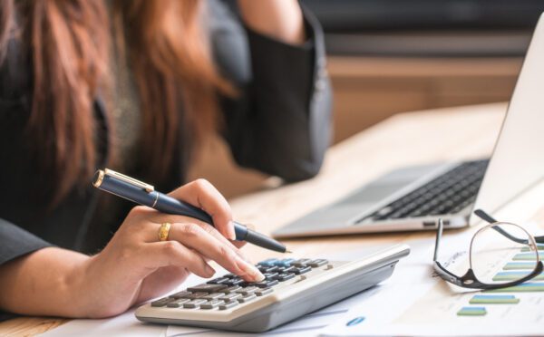 Alberta well cleanup: Alberta Energy Regulator releases draft licensee life-cycle management directive, new mandatory closure spending targets