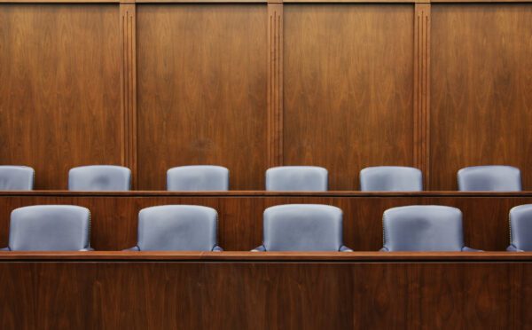 La décision tant attendue de la Cour suprême des États-Unis restreint le recours à des tribunaux administratifs par la SEC