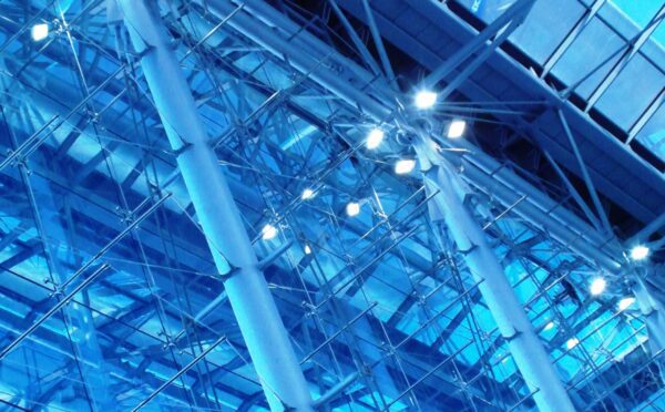 Plaidoiries générées par l’IA : comment les juges et les législateurs canadiens réagissent-ils à l’IA générative?