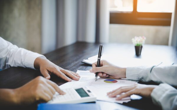 Lack of commonality defeats investor class action alleging breach of fiduciary duty