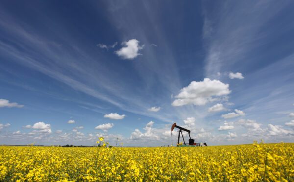 Le Canada et l’Alberta signent une ébauche d’entente de collaboration en ce qui a trait aux évaluations d’impact après un protocole d’accord historique